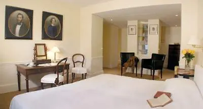 Hotel Sainte-Beuve Parigi
